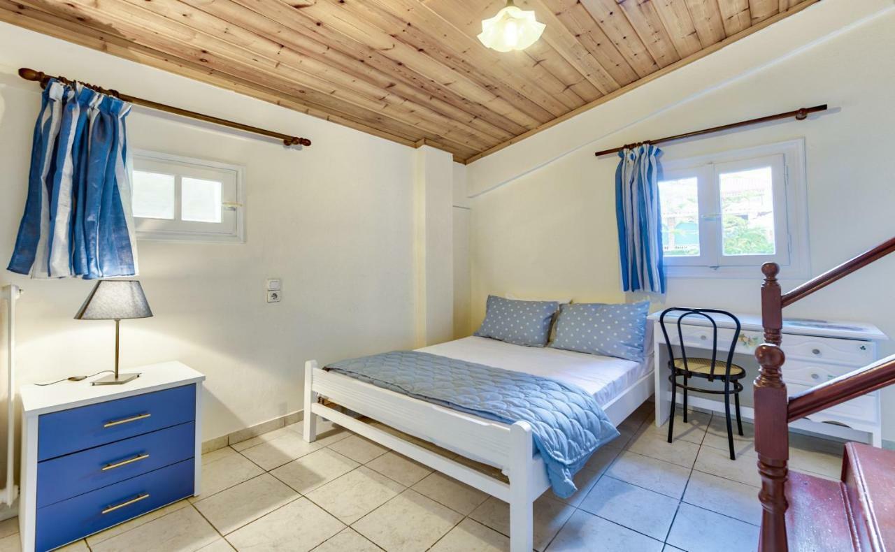 Ina Apartment Каламакі Екстер'єр фото
