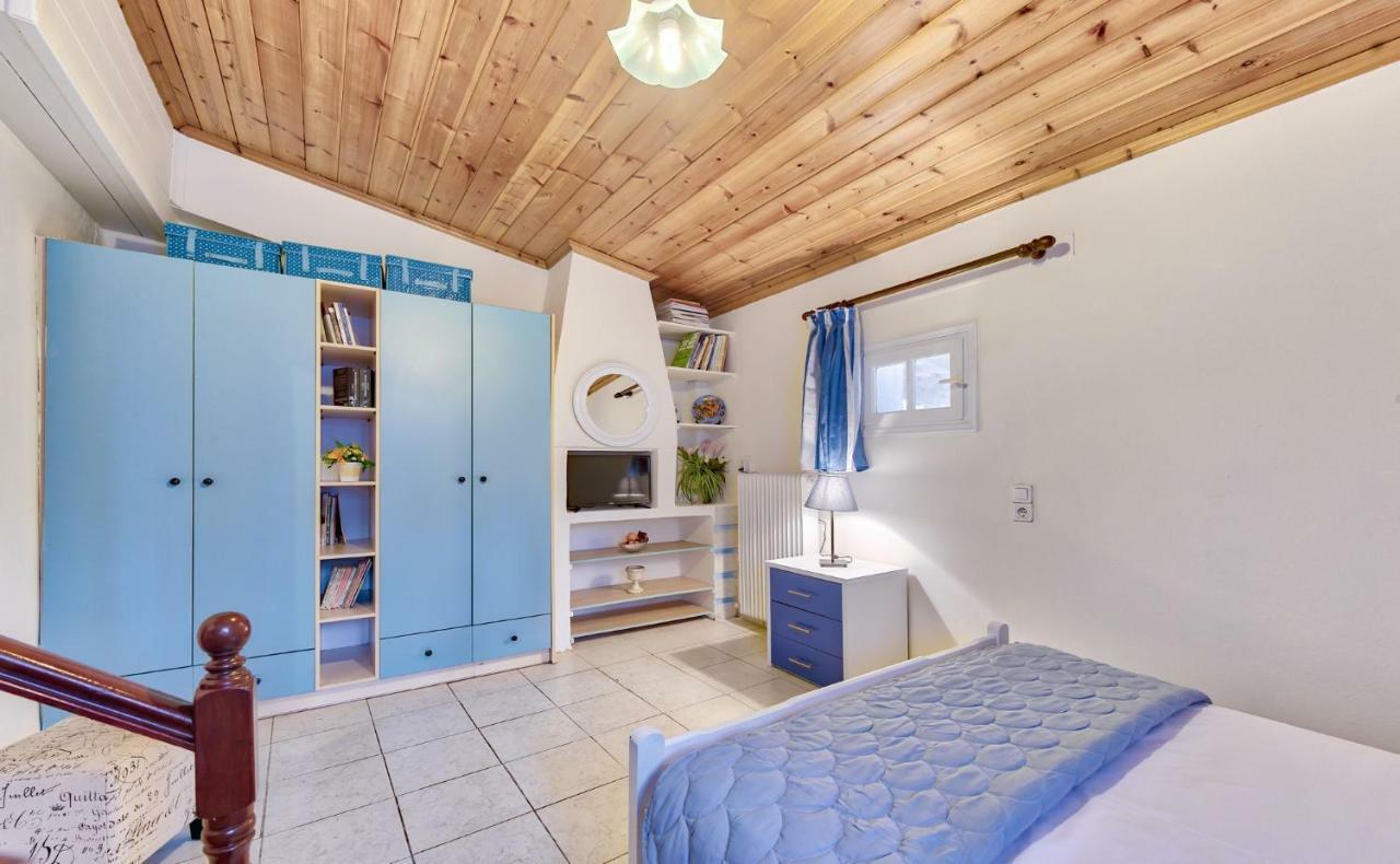 Ina Apartment Каламакі Екстер'єр фото